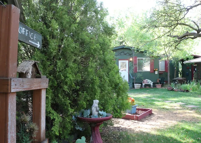 Apple Creek * Prescott